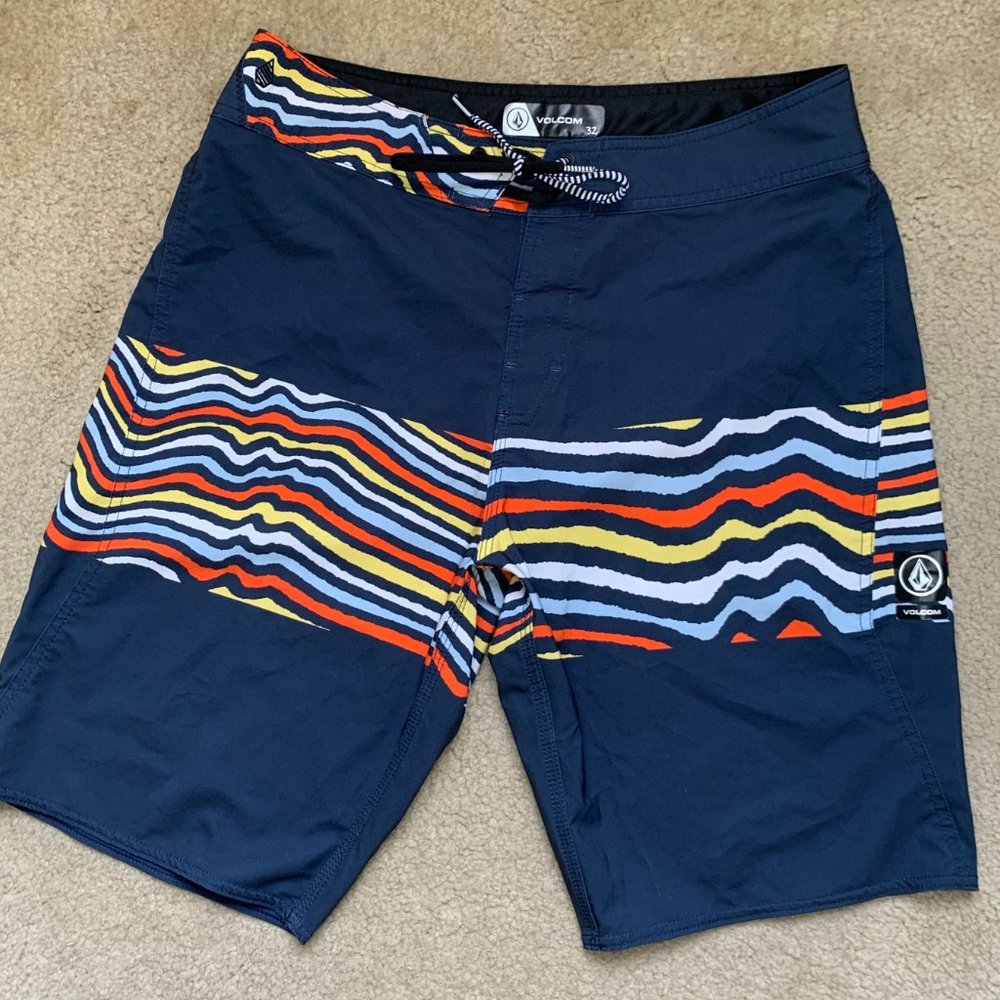 Volcom Men Swim Trunks Size 32